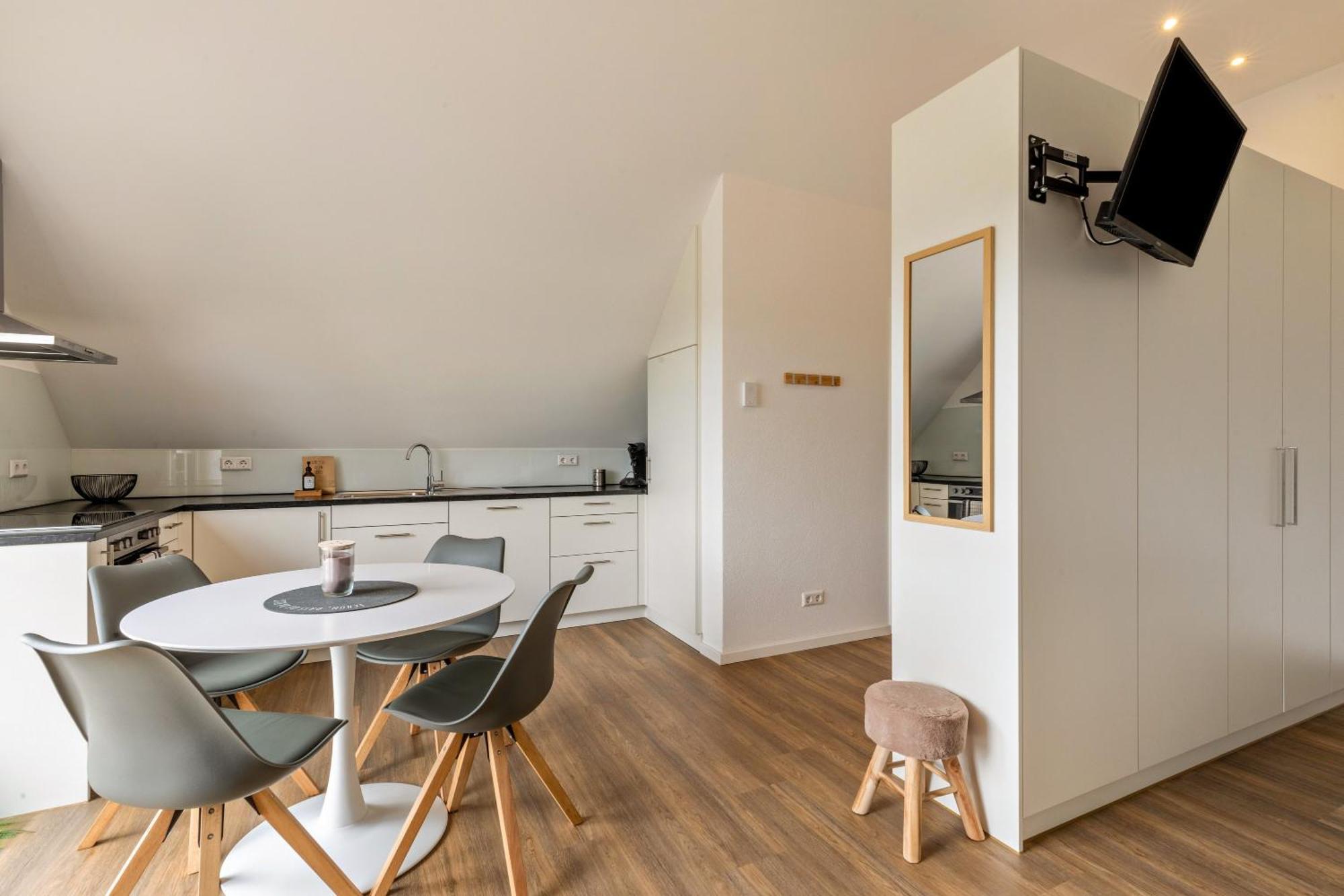 Studio 5 Parkside Apartments Γκούνζμπουργκ Εξωτερικό φωτογραφία